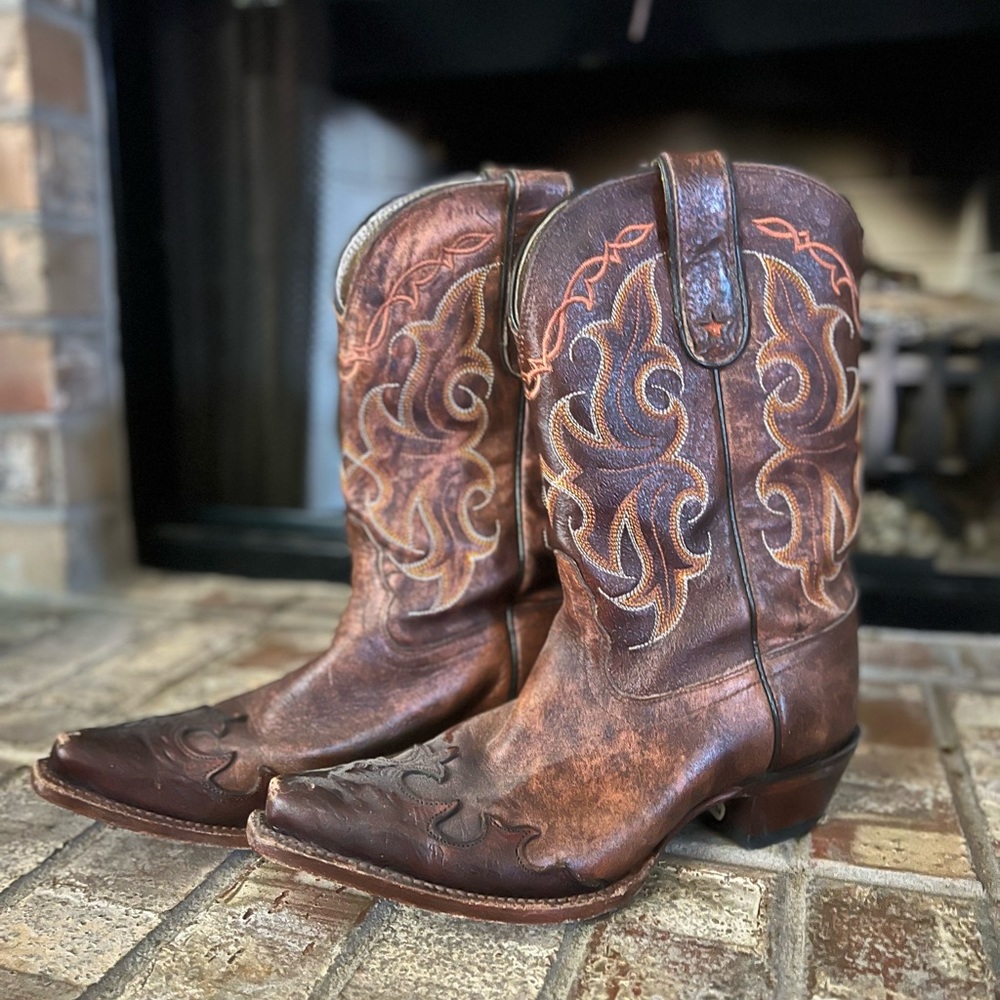 Women’s authentic leather boots